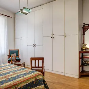 la-rocca.it-tuscanyhotel.com/